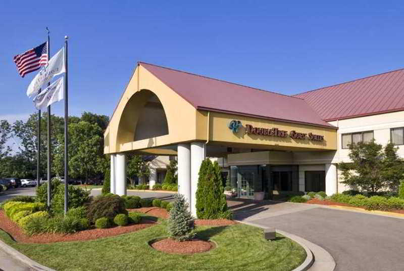 Doubletree Suites By Hilton Hotel Cincinnati - Blue Ash Sharonville Exterior foto